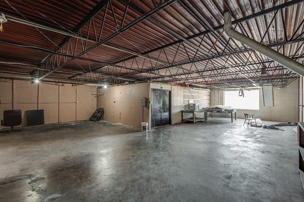 1232 S Hampton Rd, Dallas, TX 75208
